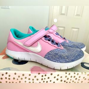 Nike Flex Contact girl’s size 2Y